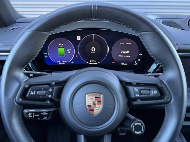 Photo of 2025 Ice Grey Metallic Porsche Macan