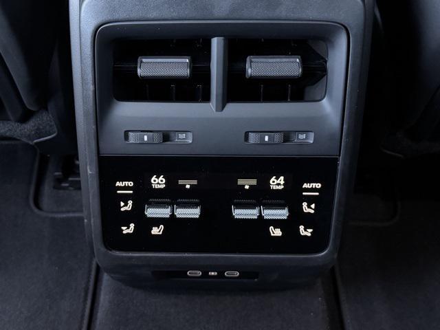 Photo of 2025 Ice Grey Metallic Porsche Macan