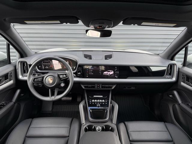Photo of 2025 Chalk Porsche Cayenne