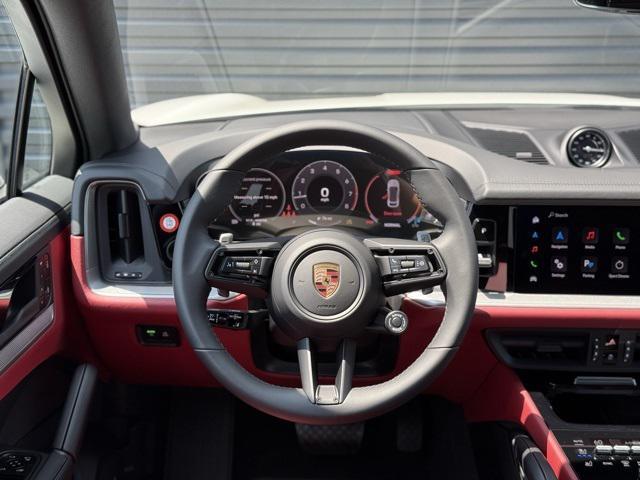 Photo of 2025 White Porsche Cayenne