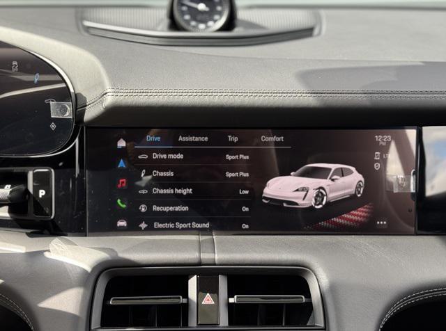 Photo of 2024 Ice Grey Metallic Porsche Taycan