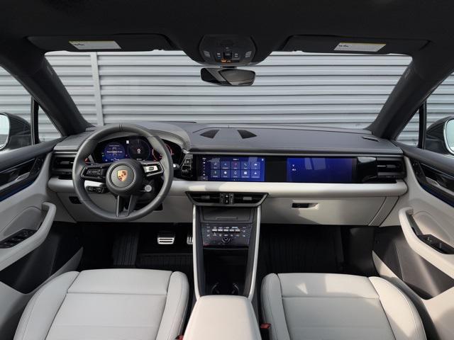 Photo of 2025 Jet Black Metallic Porsche Macan