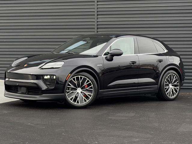 Photo of 2025 Jet Black Metallic Porsche Macan