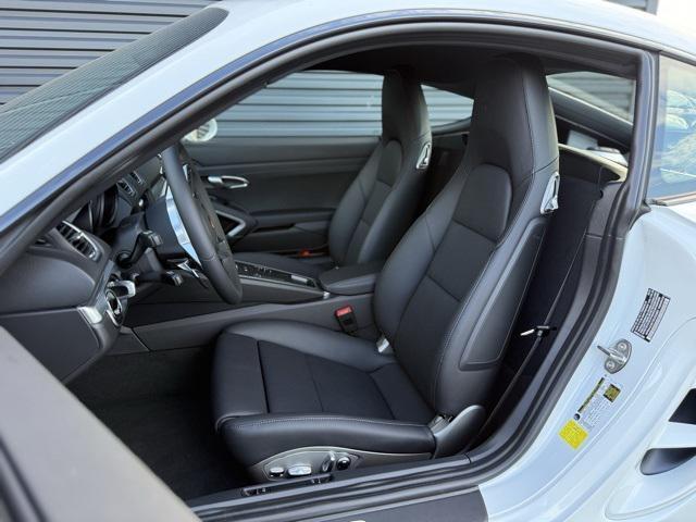 Photo of 2025 White Porsche 718 Cayman