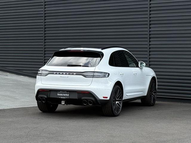Photo of 2025 Carrara White Metallic Porsche Macan