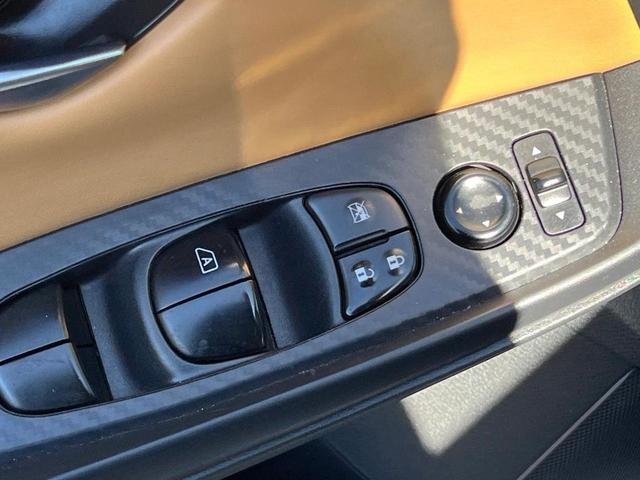 Photo of 2022 Aspen White TriCoat Pearl Nissan Sentra