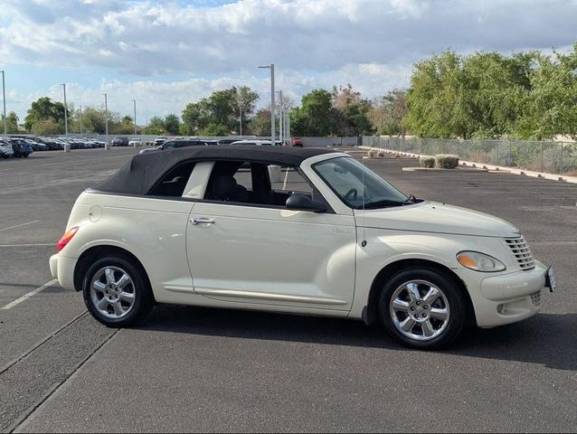 Photo of 2005 Cool Vanilla Clearcoat Chrysler PT Cruiser