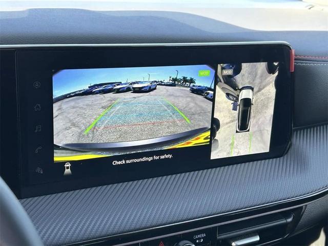 Photo of 2025 Super Black Nissan Kicks