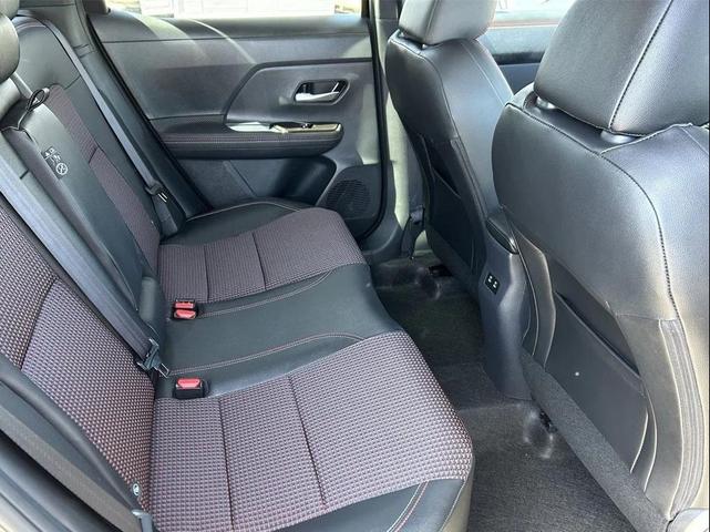 Photo of 2025 Super Black Nissan Kicks