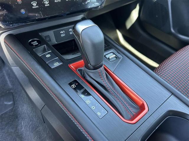 Photo of 2025 Super Black Nissan Kicks