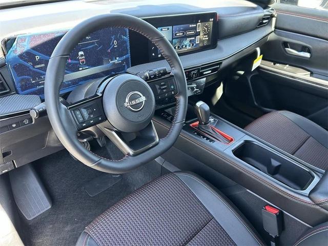 Photo of 2025 Super Black Nissan Kicks
