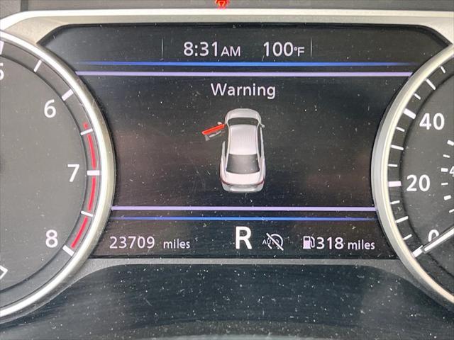 Photo of 2024 Electric Blue Metallic Nissan Sentra