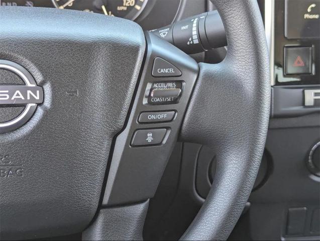 Photo of 2025 Glacier White Nissan Frontier