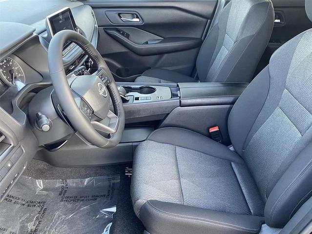 Photo of 2026 Super Black Nissan Rogue