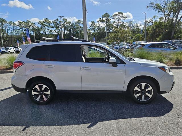 Photo of 2018 Crystal White Pearl Subaru Forester
