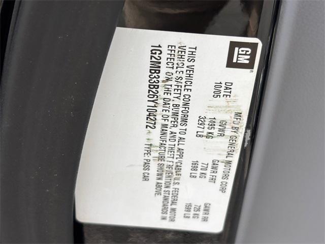 Photo of 2006 Mysterious (Black) Pontiac Solstice