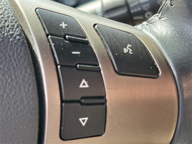 Photo of 2006 Mysterious (Black) Pontiac Solstice