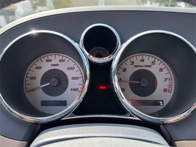 Photo of 2006 Mysterious (Black) Pontiac Solstice