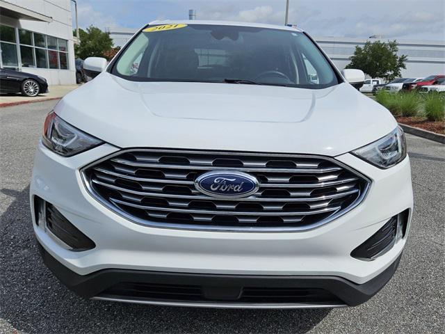 Photo of 2021 Oxford White Ford Edge