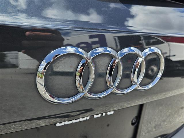 Photo of 2017 Gray Metallic Audi A4 allroad