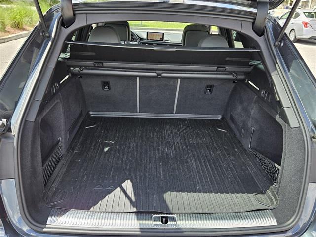 Photo of 2017 Gray Metallic Audi A4 allroad