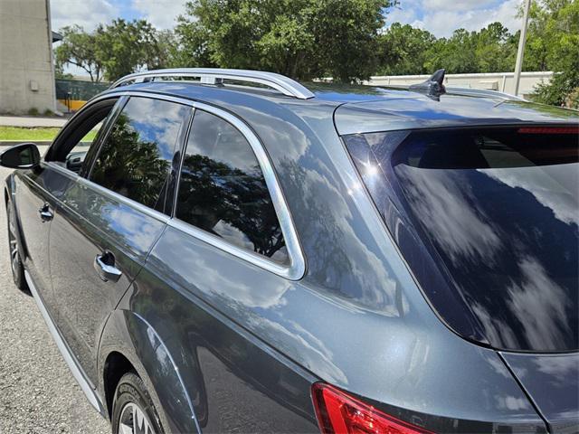 Photo of 2017 Gray Metallic Audi A4 allroad