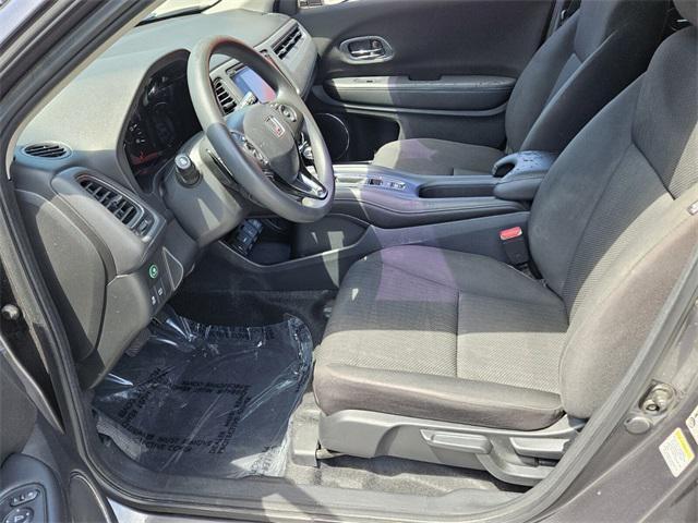 Photo of 2016 Modern Steel Metallic Honda HR-V