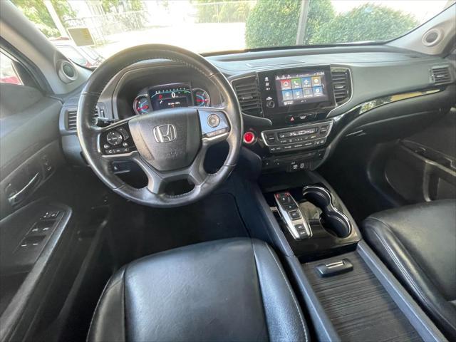 Photo of 2019 White Diamond Pearl Honda Pilot