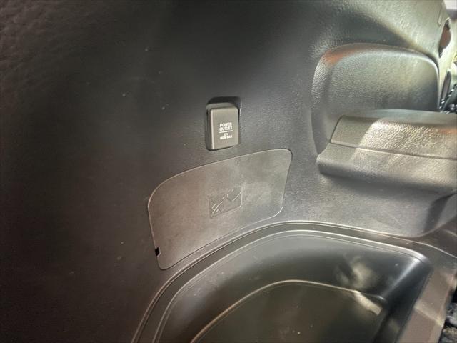 Photo of 2019 White Diamond Pearl Honda Pilot