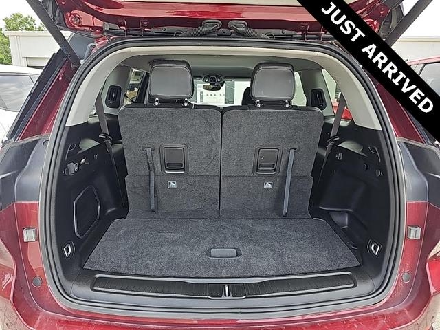 Photo of 2022 Velvet Red Pearlcoat Jeep Grand Cherokee L