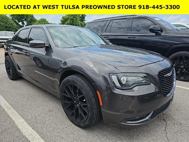 2019 Chrysler 300