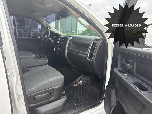 Photo of 2018 Bright White Clearcoat RAM 2500