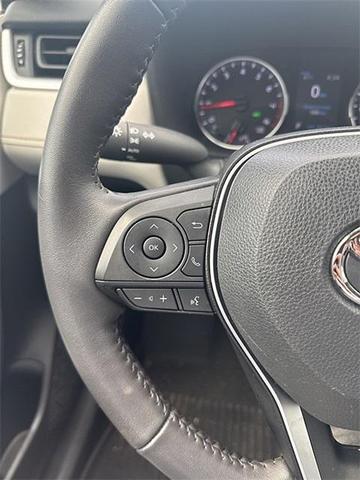 Photo of 2022 Pearl Toyota RAV4
