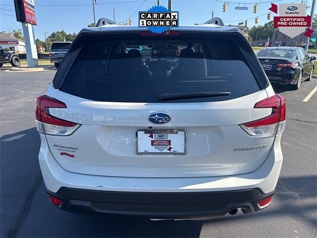 Photo of 2024 Crystal White Pearl Subaru Forester