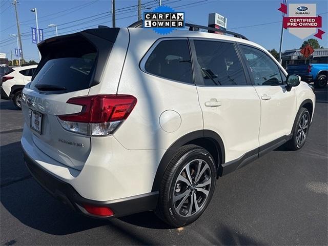 Photo of 2024 Crystal White Pearl Subaru Forester