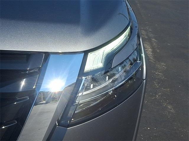 Photo of 2022 Gun Metallic Nissan Pathfinder