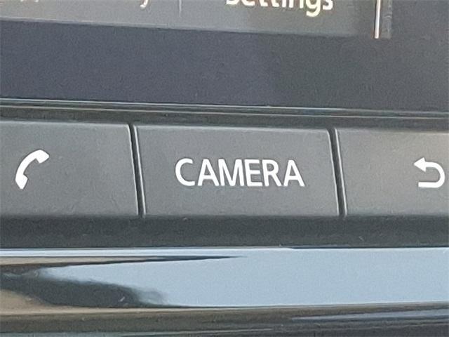 Photo of 2022 Gun Metallic Nissan Pathfinder