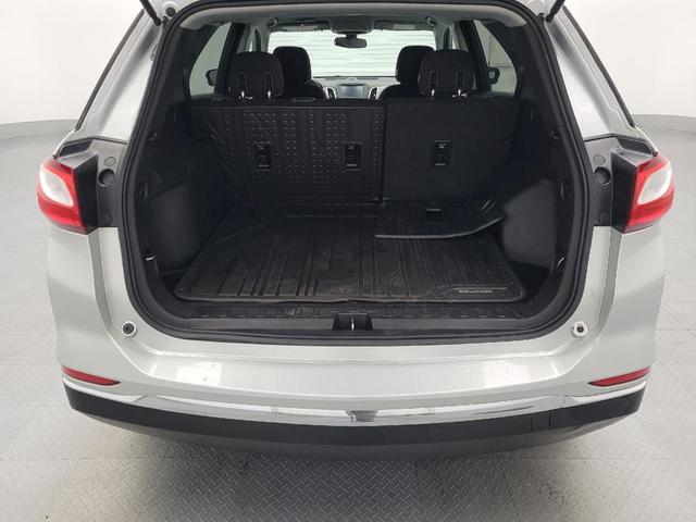 Photo of 2018 Silver Ice Metallic Chevrolet Equinox