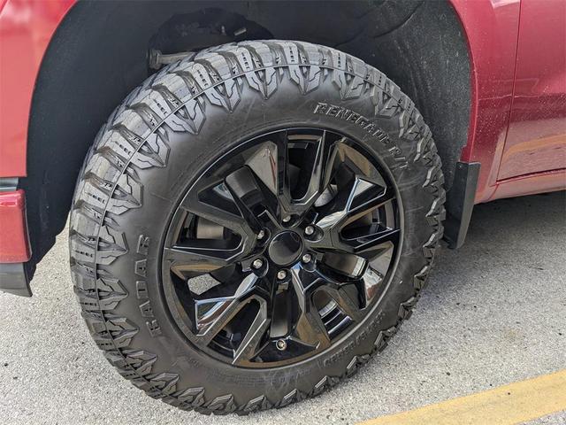 Photo of 2022 Cherry Red Tintcoat Chevrolet Silverado 1500