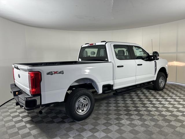 Photo of 2025 Oxford White Ford F-250