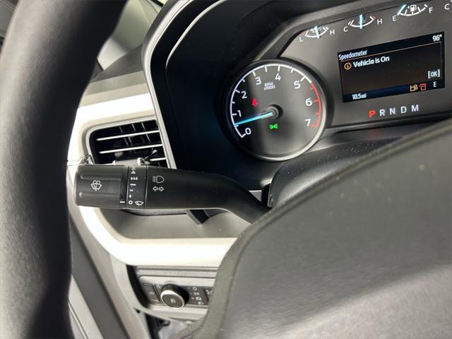 Photo of 2025 Oxford White Ford F-250