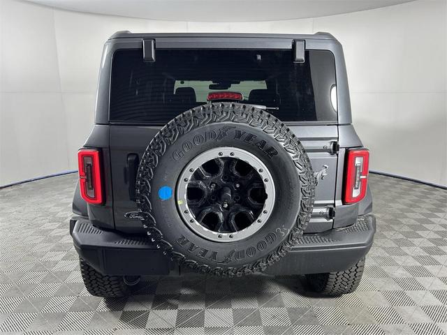 Photo of 2025 Carbonized Gray Metallic Ford Bronco