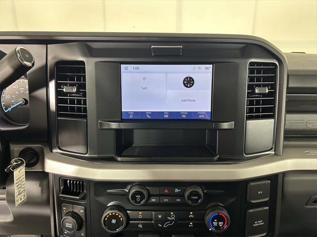 Photo of 2025 Oxford White Ford F-250