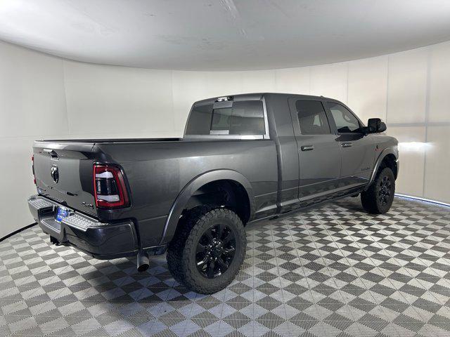 Photo of 2022 Granite Crystal Metallic Clearcoat RAM 3500