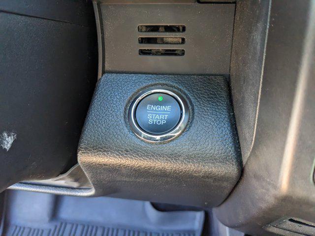 Photo of 2018 Magnetic Ford Expedition Max