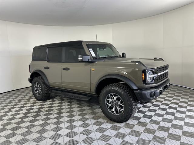 Photo of 2025 Marsh Gray Ford Bronco