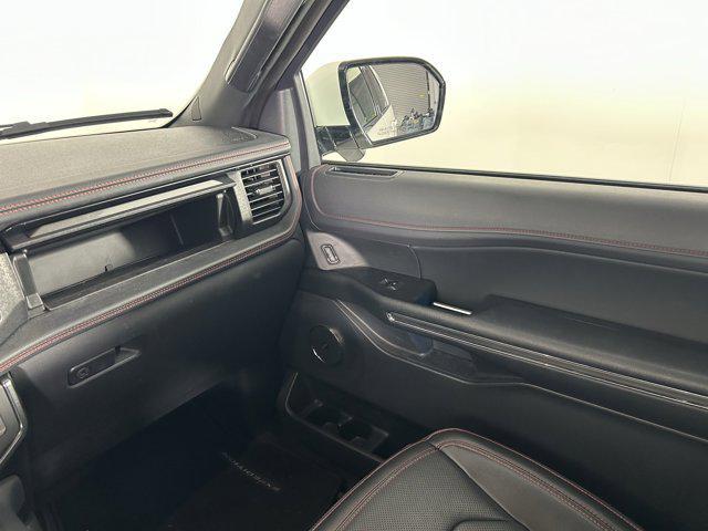 Photo of 2023 STAR WHITE MET TRI-COAT Ford Expedition