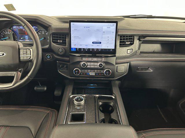Photo of 2023 STAR WHITE MET TRI-COAT Ford Expedition
