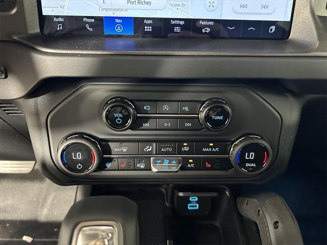 Photo of 2025 Azure Gray Metallic Tri-Coat Ford Bronco