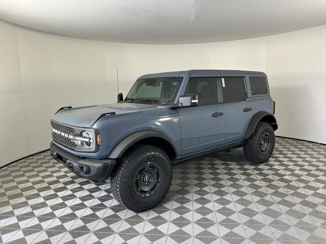 Photo of 2025 Azure Gray Metallic Tri-Coat Ford Bronco